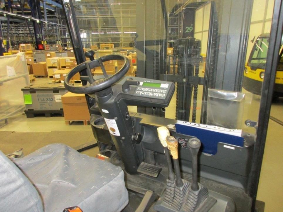 Nowe i używane części zamienne i maszyny (1 500 części łożyskowych: hydraulika, robotyka, pneumatyka i automatyka)-6